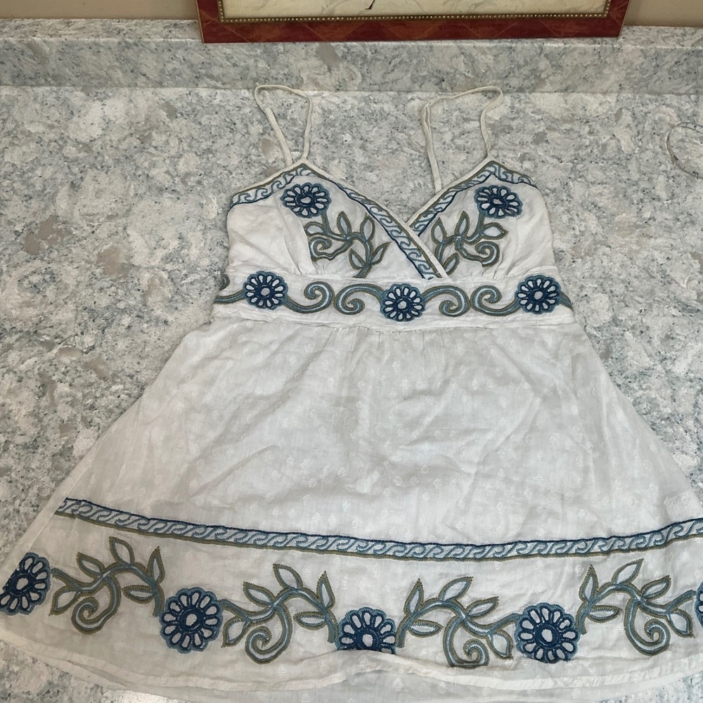 Roper Camisole Top XS White Embroidered Floral Boho Smocked Cotton Tank